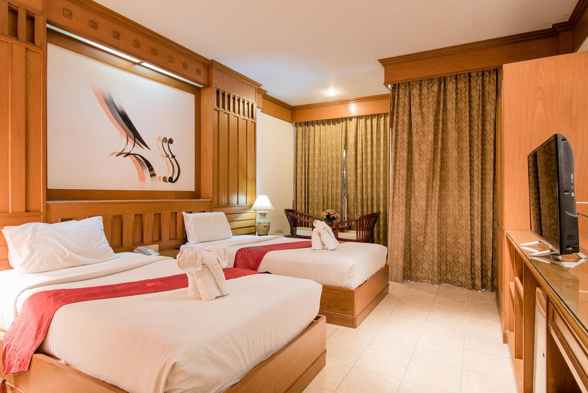 Cello Hotel Patong Exteriör bild