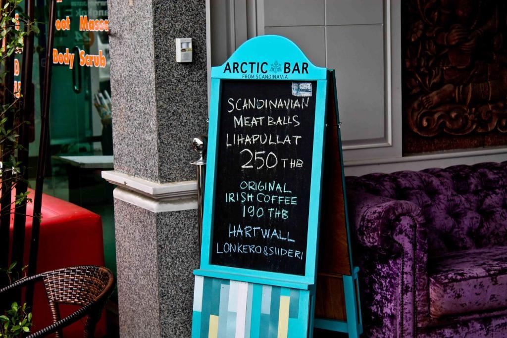 Cello Hotel Patong Exteriör bild
